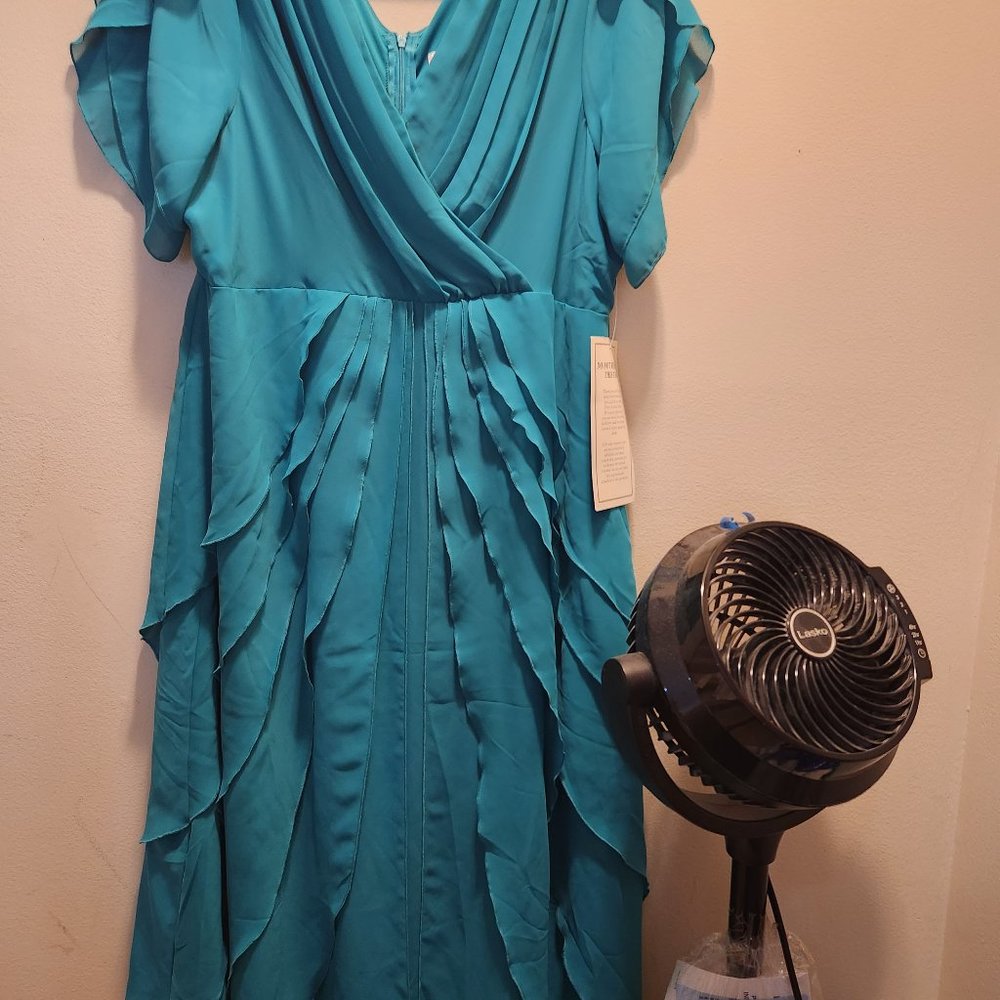 Green dress